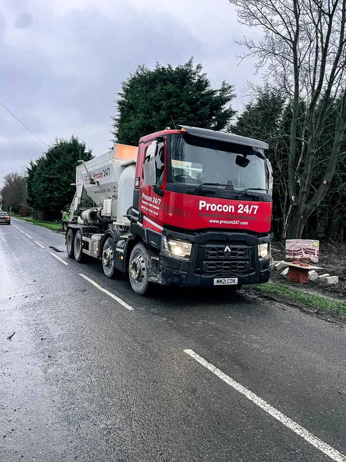 Procon volumetric mixer pouring on a construction site